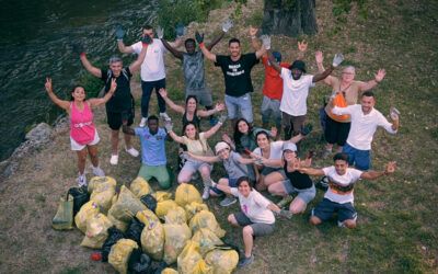 Los jóvenes de Atalaya extraen 100 kilos de basura del río Arlanzón